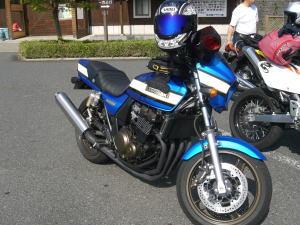 SAZAEさんの愛車ZRX400